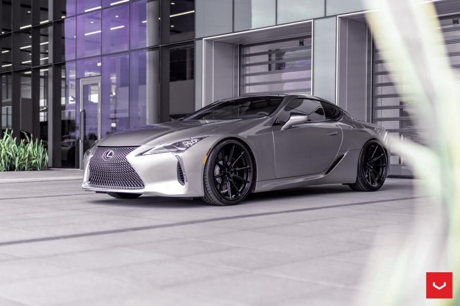  Lexus LC500 Liquid Platinum on Vossen Wheels (HF-3) 2019 года  (фото 1 из 14)